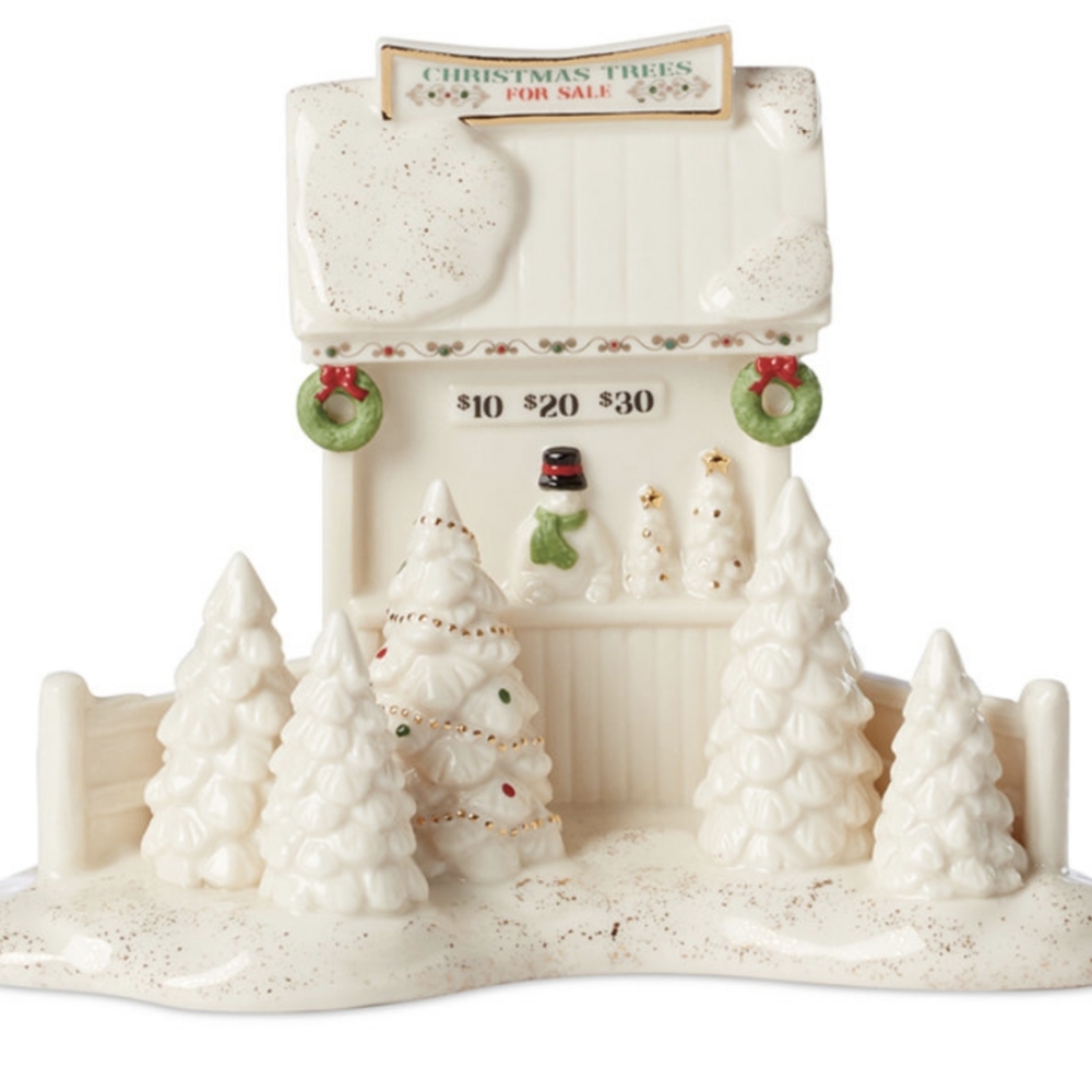 Lenox Mistletoe Park Village Christmas Tree Stand New for 2022 New In Box
